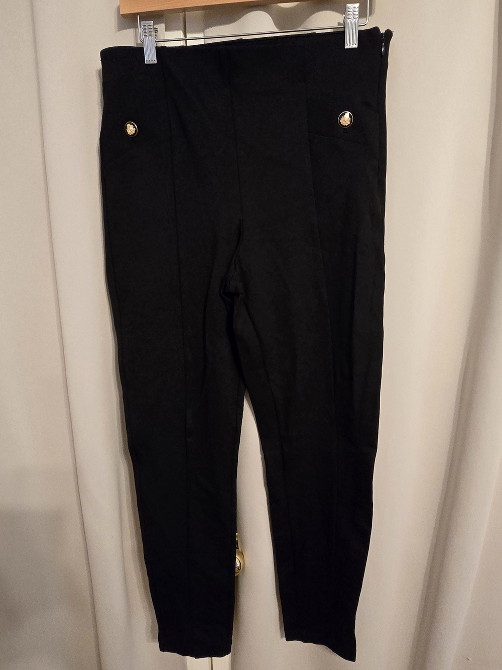 Ann Taylor Black High Rise Ponte Leggings with Gold Buttons Size L